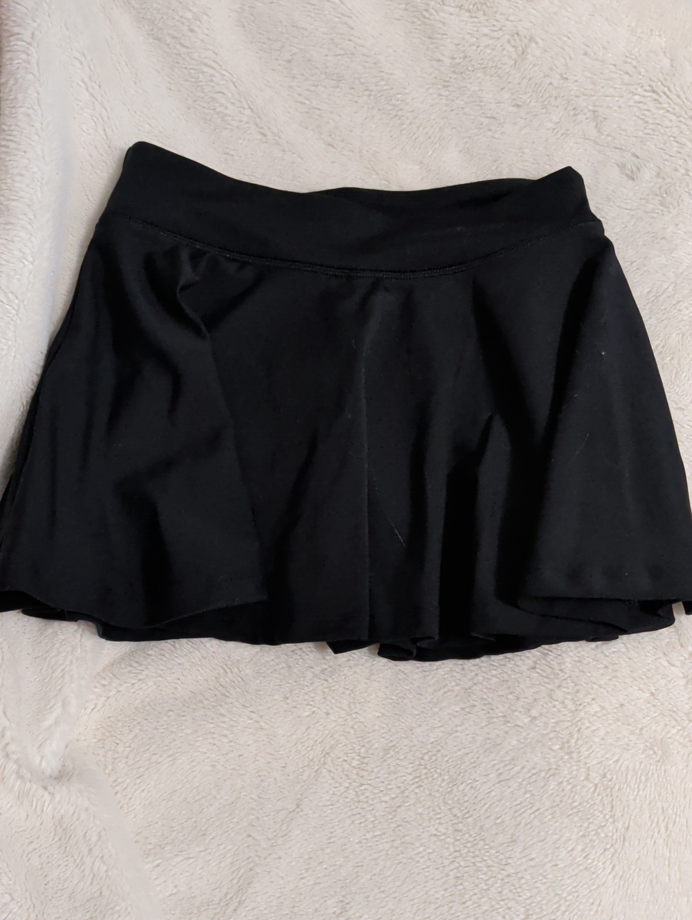Under Armour Girls Black Circle Skater Skort with Flared Hem